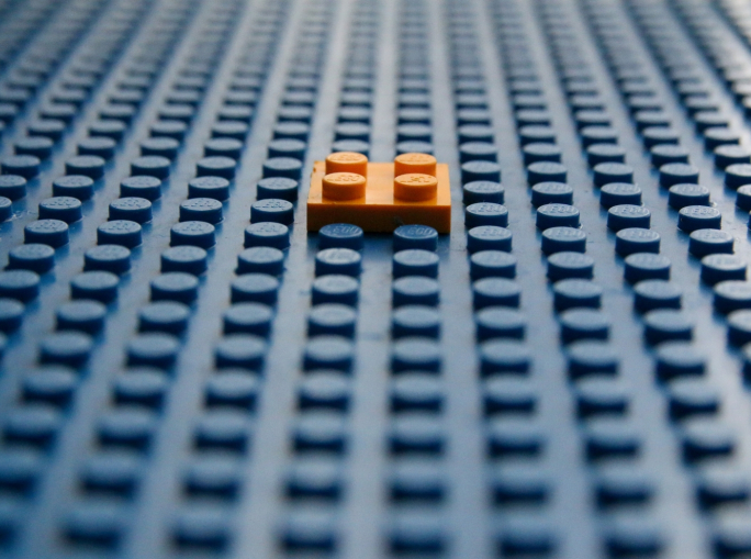 Lego rinuncia a produrre mattoncini in plastica riciclata