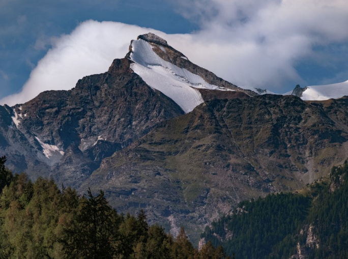 Montagne senza neve: le Alpi e i suoi abitanti si stanno preparando agli inverni del futuro?