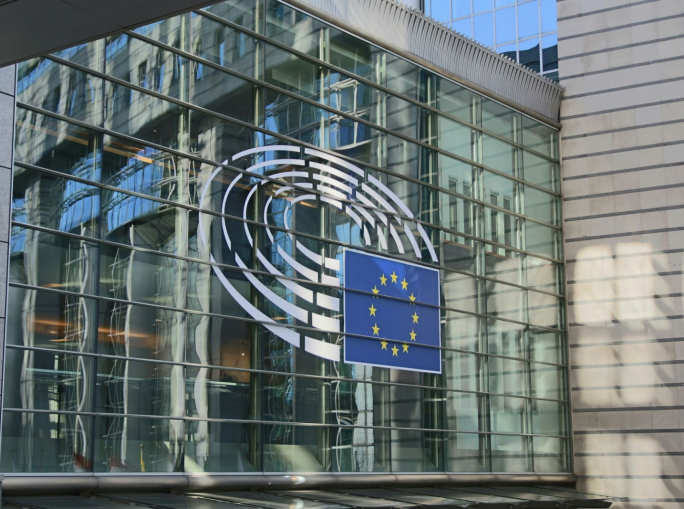 Spreco alimentare e EPR tessile, il Parlamento europeo alza le ambizioni