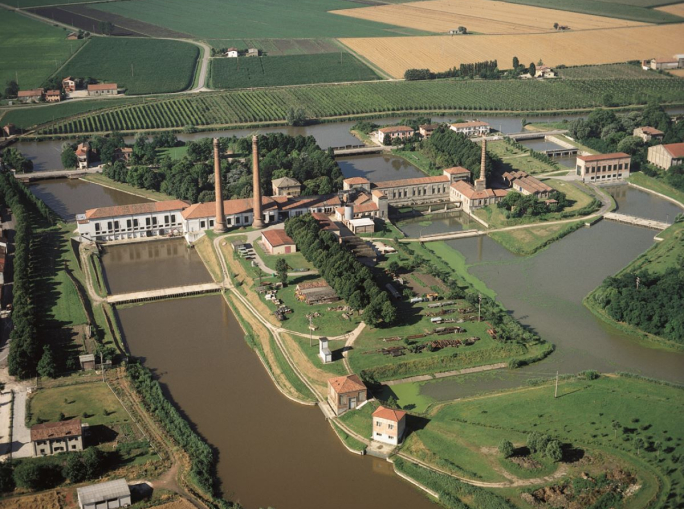 L’acqua che produce energia: Ferrara laboratorio nazionale del fotovoltaico nelle bonifiche