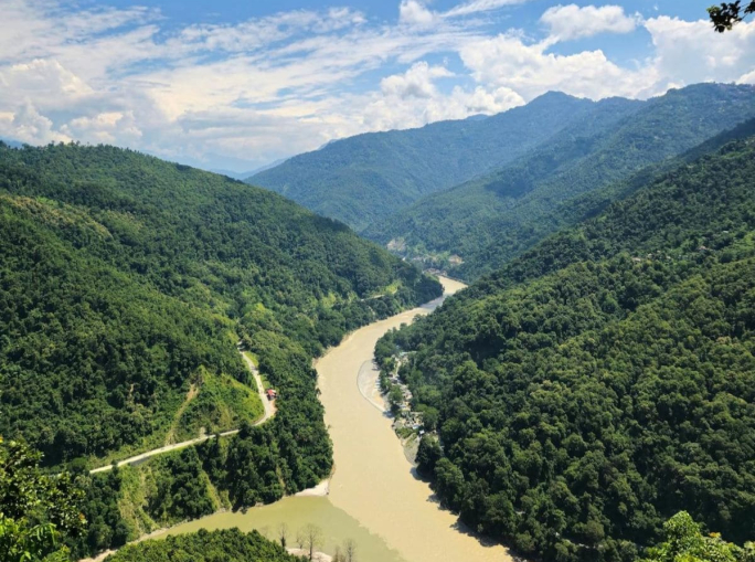 India-Bangladesh dispute over the Teesta River. Menga: a crisis for international law