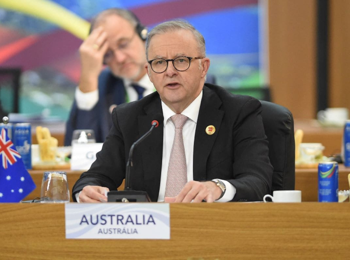 L’Australia conferma Albanese, l’anti-Trump progressista e ambientalista