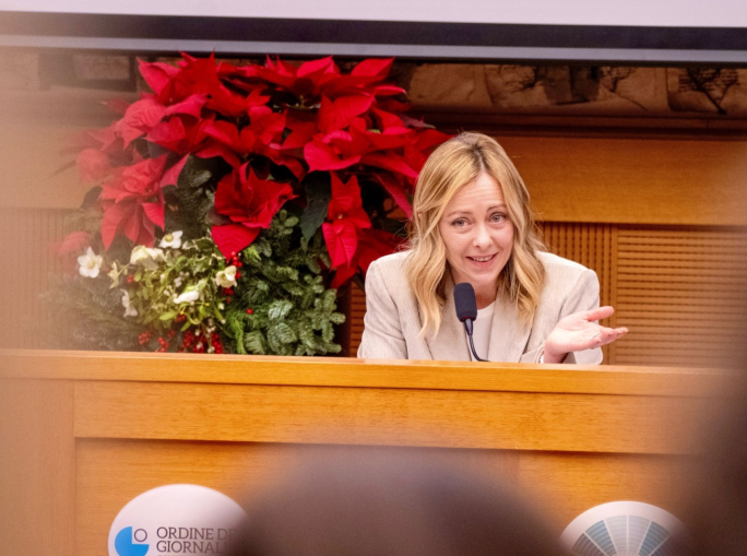 During the press conference Meloni fails to talk about climate, and neither do journalists