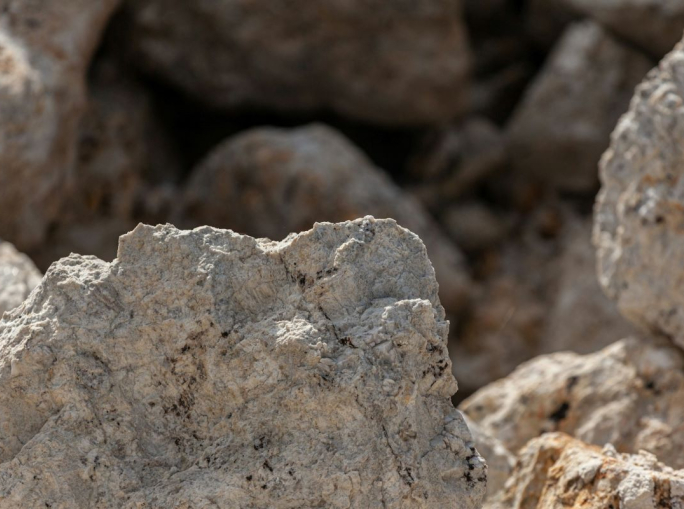 Prezzi del litio troppo bassi, uno dei più grandi produttori chiude la miniera