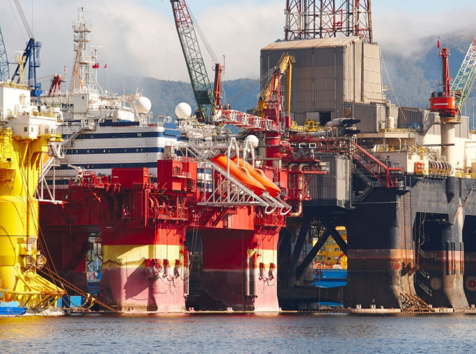 Sussidi alle fossili, un phase out che non arriva (e intanto in Italia SACE…)