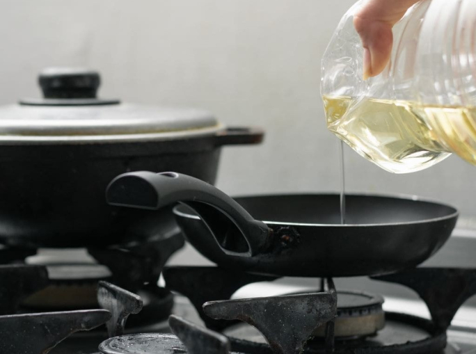 Olio esausto, CONOE: per aumentare la raccolta domestica servono capillarità e informazione