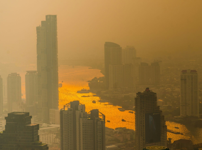 La bioplastica “sostenibile” che inquina l’aria di Bangkok