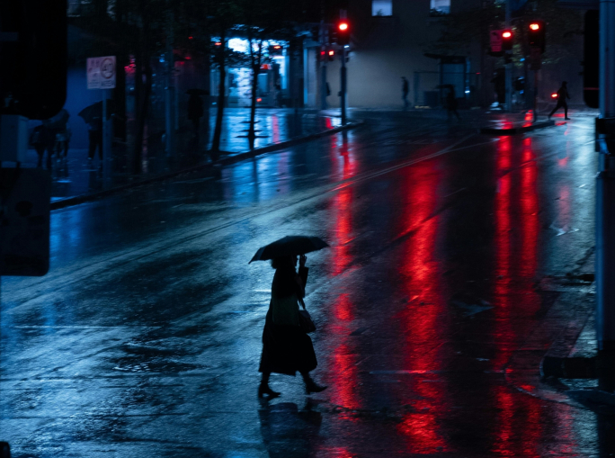 Petizione per l’ora legale tutto l’anno: “Si risparmiano energia, soldi e CO₂”