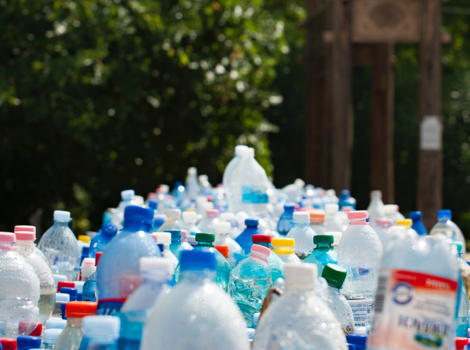 Plastic packaging: in the EU, Covid boosts the single-use and pushes recycling targets away