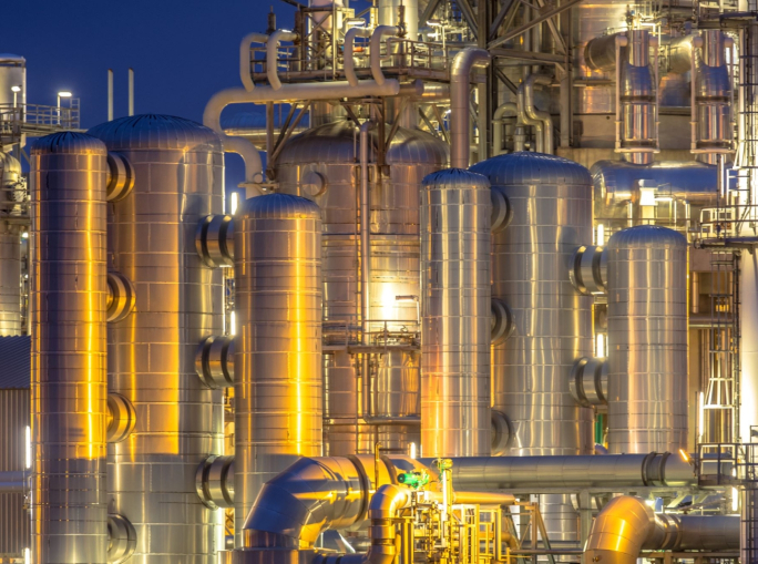 Riciclo chimico: allarme greenwashing sui metodi di calcolo della plastica riciclata