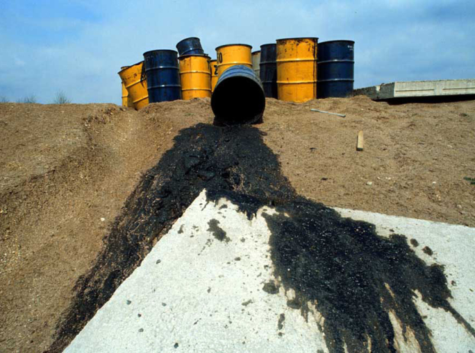 Rifiuti speciali: cosa rivelano davvero i dati del nuovo Rapporto ISPRA