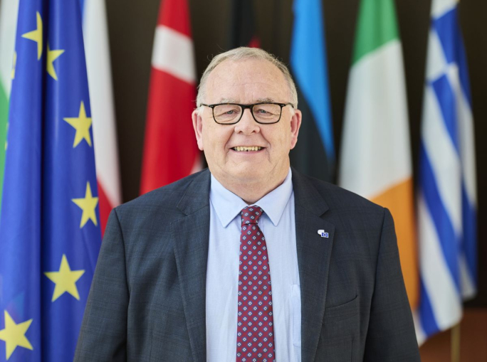 Sèamus Boland: “La povertà è tra i fattori di instabilità politica dell’UE”