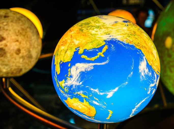 Un pianeta in esaurimento: materie prime critiche fra geopolitica e innovazione