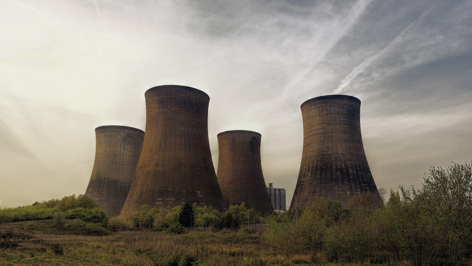 How to recycle a nuclear power plant