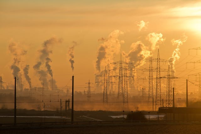 Ondate di calore e compagnie fossili: un cambio di paradigma che rafforza il principio “chi inquina paga”