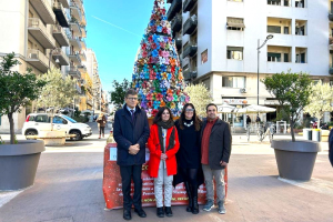 Corepla a Palermo con un albero di Natale simbolo di riciclo e rinascita