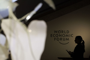 Davos 2026, quello che conta è fuori dalla sala
