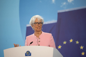 Per la FED i dazi di Trump danneggiano l’economia USA. E la BCE taglia i tassi