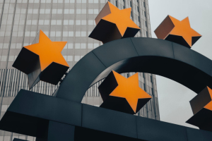 Green bond, il nuovo regolamento UE è primo al mondo nel suo genere: come funziona