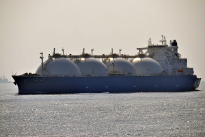 Guerra in Iran, le conseguenze per l’Italia: energia, commercio e il fantasma di Hormuz