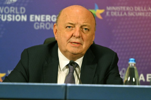 Il Decreto energia limita le regioni e rallenta la transizione. Intanto le CER perdono i fondi promessi 