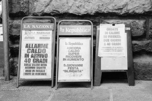 La crisi climatica scompare dai media italiani: copertura dimezzata nel 2024