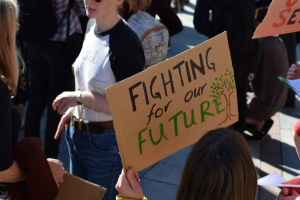 Giovani e cambiamento climatico, gli italiani tra i più informati nell’Unione Europea