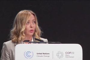 Meloni a COP29 spinge sul nucleare: “Non solo rinnovabili”. Il discorso di Baku