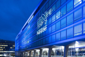 Nestlé lascia l’alleanza globale per ridurre le emissioni di metano