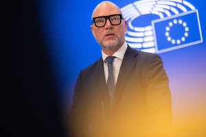 Omnibus I, la UE fa dietrofront sulla sostenibilità