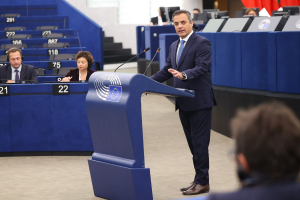 PAC tra semplificazione e deregolamentazione: UE divisa sul futuro dell’agricoltura