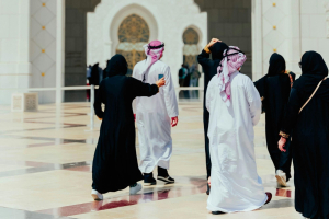 COP28, giornalisti attenti: se offendete i monarchi degli Emirati saranno guai