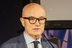 Rifiuti tessili, Fluttero: Senza un buon EPR la raccolta differenziata collassa