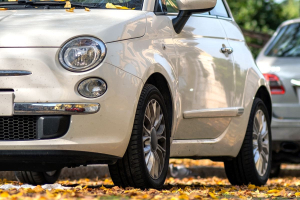 Senza transizione elettrica l’automotive italiano rischia di dimezzarsi