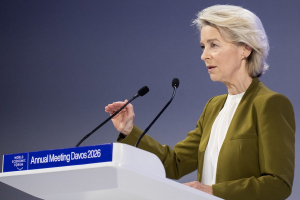 Trump minaccia dazi contro l’Europa se non accetterà di cedere la Groenlandia