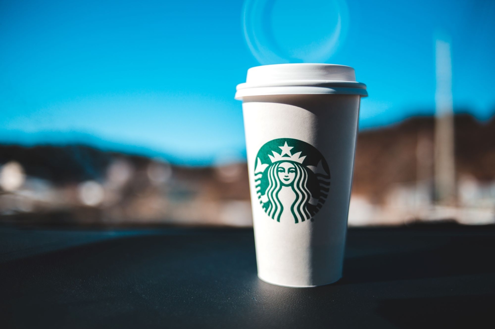 Cosa ha imparato Starbucks sperimentando le tazze riutilizzabili
