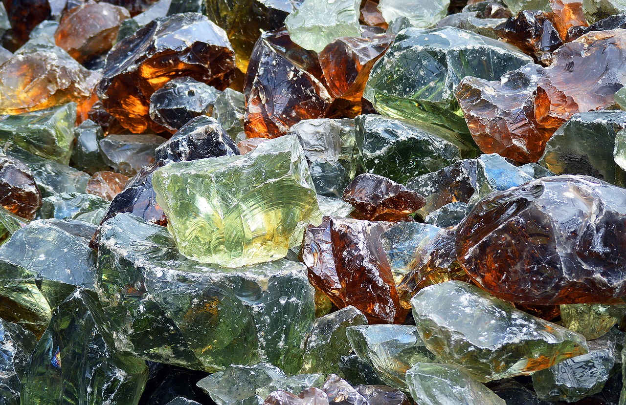Close the Glass Loop: an action plan to boost recycling in Europe